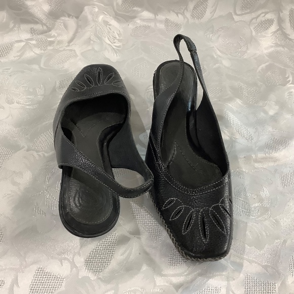 Nurture Black Leather Slingbacks Sz 9, Brazil - Picture 5 of 11